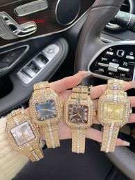 1 1 Moisanite Watch Luxury Diamond Watch Mens Watch Designer Watchs avec étui en acier précis et sangle Super Mirror Surface Luxury Watch Iced Out Watch