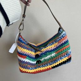 1: 1 Rainbow Woven Shopping Beach Crossbody M Brand Design Tote Bolsas de diseño de marca bolsas para mujeres 240427