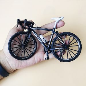 1/10 Mini doigt montagne alliage vélo moulé sous pression modèle métal vélo course jouet Bend route Simulation Collection jouets pour enfants 220608