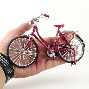 1/10 Mini Modelo Aleación Bicicleta Diecast Adulto Simulación Dedo Montaña Metal Bicicleta Decoración Colección Regalos Juguetes para niños 240125