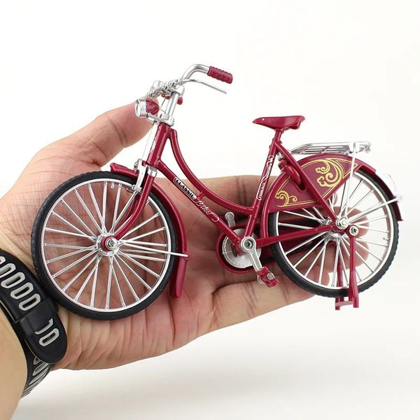 1/10 Mini modèle alliage vélo moulé sous pression adulte simulation doigt montagne métal vélo décoration collection cadeaux jouets pour garçons 240113