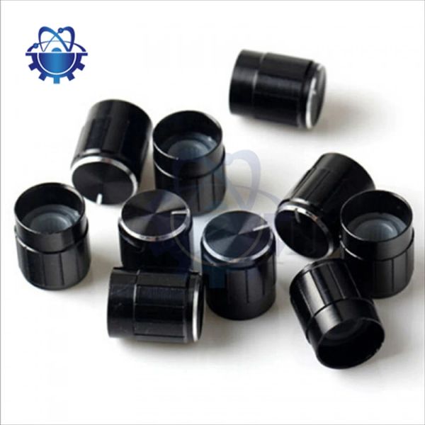 1-10pcs/lote Negro de 6 mm Pandobas de potenciómetro Cazas de eje conquillado Control de la perilla Diámetro del interruptor de aluminio 15 mmx17 mm