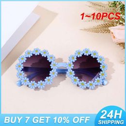 1 ~ 10 stks zonnebril mode madeliefje kleding accessoires gekleurde bril lichtgewicht en draagbaar ronde frame kinderbenodigdheden l2405