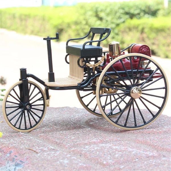 1 12 1886 Benz Brevet Automobile Alliage Classique Voiture Tricycle Modèle Diecasts Métal Jouets Rétro Modèle De Voiture Simulation Série pour Enfants 240123