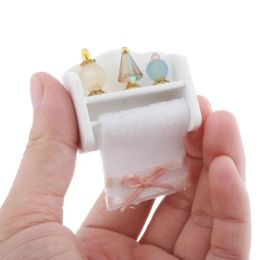 1:12 Dollhouse suministros de baño en miniatura Rack de toallas Mini cosméticos estantes de muebles de baño accesorios de la casa de muñecas modelo