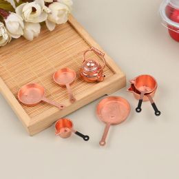 1:12 Mini Kitchen Real Cooking Mini Cuisinage de cuisine miniature Ustensiles Ustensiles Doll Kitchen Set Mini Play House Toy ACCESSOIRES
