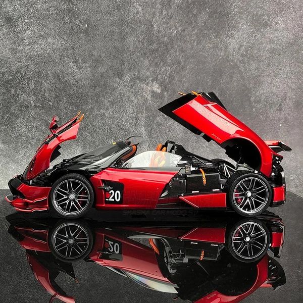 1/18 Pagani Huayra BC Modelo de coche deportivo de aleación Diecast Metal Racing Car Modelo de vehículo Simulación de sonido y luz Juguete para niños regalo 240104