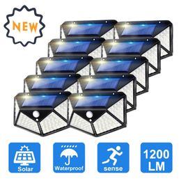 1/2/4 stks 100 LED Solar Wall Lights Outdoor Solar Lamp PIR Motion Sensor Zonage Powered Sunlight Street Light voor tuinlicht