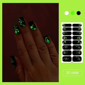 1/2 vellen Halloween lichtgevende nagelsticker sneeuwvlok/vlam/vlinder Nail Art zelfklevende sticker stickers tatoeages folies 10 stijlen beschikbaar