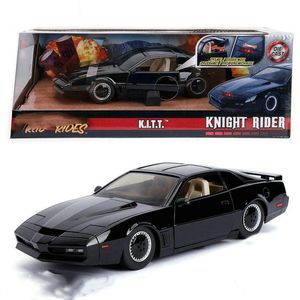 1:24 Schaal Classic Racing Knight Riders Auto Hoge Simulatie Diecast Legering Voertuig Model Collectie Kinderen Gift LJ200930