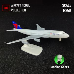 1 250 Metalen Vliegtuig Model Replica Delta Airlines B747 Vliegtuig Schaal Miniatuur Kunst Decoratie Diecast Luchtvaart Collectible Speelgoed 240319
