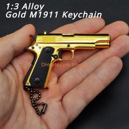 1: 3 Metal Gold M1911 Colt Toy Gun Model Fake Gun Mini Alloy Keychain Look Look Real Collection Pubg Prop Birthday Hanging Gift For Boy Indrukwekkend Decompress Toys