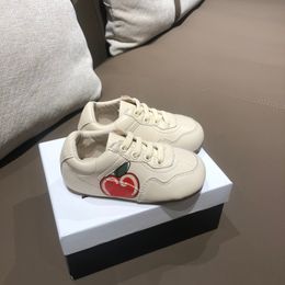 1-3 jaar oude kindercasual schoenen Luxe designer kinderschoenen Kindersneakers Vier seizoenen Baby Zachte zolen Antislip Jongens Meisjes Sportschoenen