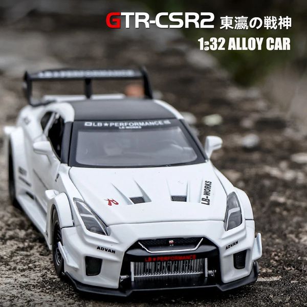 1 32 GTR CSR2 Modèle de voiture de simulation Diecasts Toy Véhicules Alloy Decoration Toy Global Limited Edition Children Boy Toys 240422