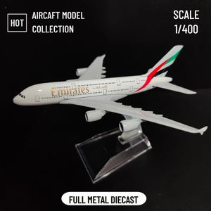 1 400 Schaal metalen vliegtuigen Replica Emirates Airlines A380 B777 Airplane Diecast Model Aviation Plane Collectible Toostal Toys for Boys 240409