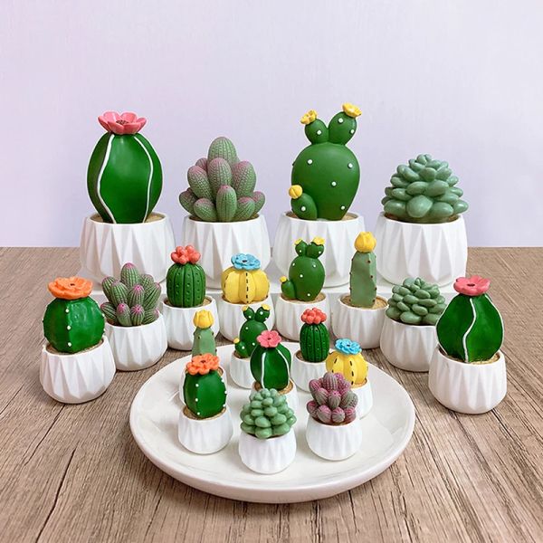 1/4pcs Dollhouse Miniature Succulent Plant Plante Cactus Bonsai Modèle Home Decor Toy Micro Landscape Car Ornement Bureau