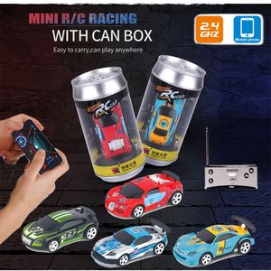 1:58 Afstandsbediening Mini RC Auto Batterij Operated Racing Auto PVC CAN's Pack Machine Drift-Buggy Bluetooth Radio Controlled Toy Kid LJ200919