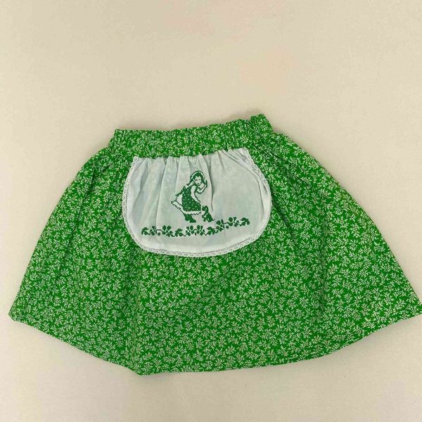 1-6Y Estampado floral Lindo Bebé Niña Falda Niños Moda Faldas sueltas con bordado Babero Niños Verde Estética Falda suave 210413