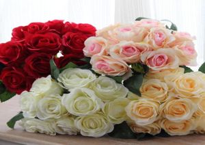 1 bouquet 10pcs artificiels rouges roses têtes de fleur de mariée Bouquet Bouquet Bouquet Party Valentine039 Day Home Decoration9805604