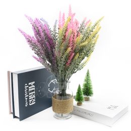 1 BOUCH Scrapbook Vase lavande en plastique pour décoration intérieure Plantes artificielles de fleur ornementale Fleur décorative de mariage bon marché