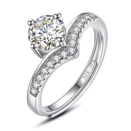 1 Carat Moissanite Réglable Réglable Femme Pure Silver 925 Coeur Shape Vitoria Branchement Mariage Accessoires Bijoux avec certificat