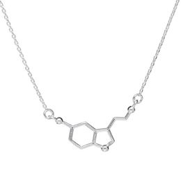 1 collier pendentif structure moléculaire chimique formule 5HT géométrique exquise infirmière simple femme chanceuse mère hommes039s famille8379435