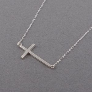 1 collier pendentif géométrique horizontal croix latérale religion simple minuscule petite foi chrétienne chanceuse femme mère homme fa266d