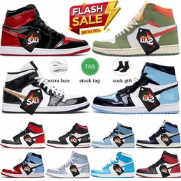 Jump Man One Basketball Chaussures 1 céladon élevé Bred Latte Royal Gree Glow Pink Peach Mens Sneakers Womens Sports Trainers Correuse Chaussure gratuite Canari