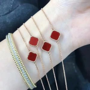 Designers bracelets 4Clover Bracelet Leaf Clover bijoux de luxe Bracelet en or 18 carats pour femmes hommes chaîne en or bijoux élégants cadeau