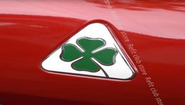 1 paire Aluminium Fender Decoration Stickers Four Leafs Clover pour Alfa Romoe Giulia Stelvio Extérieur autocollants ACCESSOIRES DE VOITURES 5430689