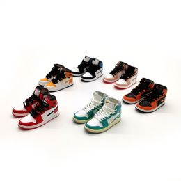 1 par de zapatos de diseñador 3D llaveros zapatillas de deporte de PVC llavero Mini zapatos de baloncesto llavero bolsa colgante Accesorios