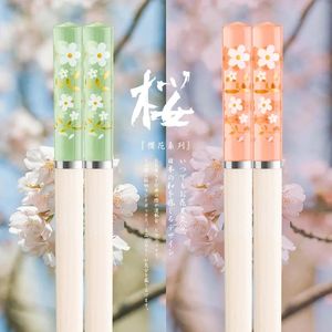 1 paar hoge temperatuur resistent niet-slip Japanse Sakura Chopsticks huishouden herbruikbaar voor sushi servies voor keukengerei