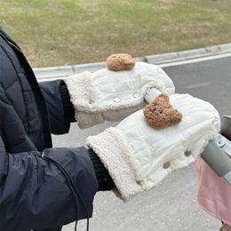 1 paar Koreaanse winter warme handschoenen voor moeder verdikken zachte baby kinderwagen accessoires winddichte handschoenen 231225