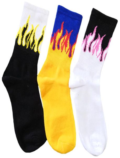 1 par de calcetines de algodón para hombre, moda Hip Hop, Color encendido, llama roja, antorcha eléctrica, calidez, monopatín callejero, 7346490