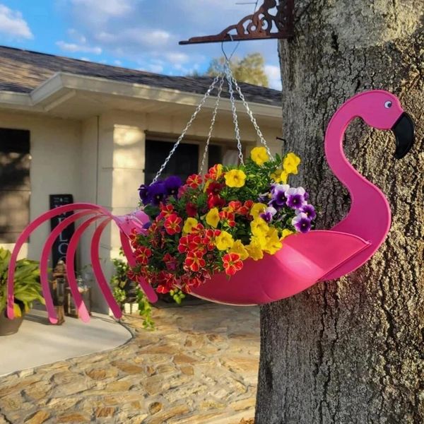 1 PC Metal Flower Pot Forma Flying Bird Forma a prueba de óxido Partido colorido Flamingo Flower maceta colgante Regalo de cumpleaños 240329