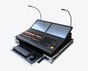 1 stuk met flightcase verpakking I7 Grand MA Stage Light DMX512 Controller Grand MA 2 DMX Lighting Console