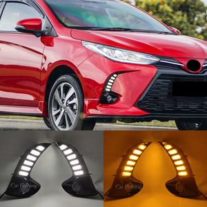 2 -stks LED -dag looplicht voor Toyota Yaris Vios 2020 2021 2022 Dynamische draai geel signaalrelaisauto drl Day Light