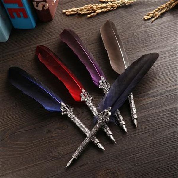 1 Set Multicolor Retro Quill Dip Pen Turkey Feather Pen Quill Oblique avec 5 plumes avec stylo Set Outils d'écriture cadeau Fournitures scolaires de bureau GC1974