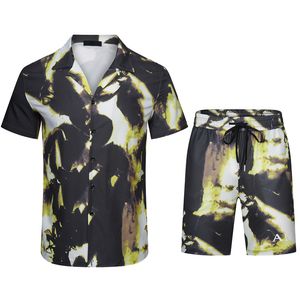 1 Summer Fashion Heren Tracksuits Hawaii Beach Pants Set Designer SHIRTS DRINKENDE Vrijvordershirt Man Slim passen bij de raad van bestuur Korte mouw Korte Strandenq26