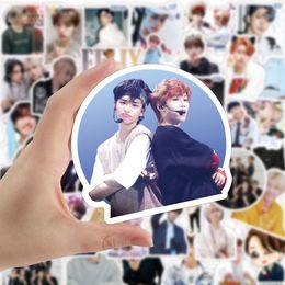 10 / 50pcs kpop coréen Team Stray Stickers Kids Stickers Buggage Fridge Car Car Idol Decals Sticker Fans Autocollant Toys for Phone Case