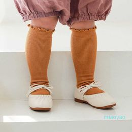 10 couleurs bébé garçons filles tricoté Pile tas chaussettes enfants printemps automne respirant garder au chaud couleur unie chaussette pour les écoliers