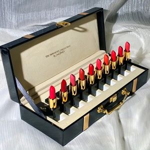 Juego de maquillaje de lápiz labial de ciervo de 10 colores, colección de lápiz labial de acabado mate suave de terciopelo resistente al agua de larga duración, regalos de cosméticos de duende navideño