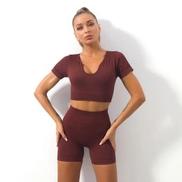 Ensemble de Yoga sans couture, 10 couleurs, vêtements d'entraînement pour femmes, vêtements de Sport, haut court à manches courtes, taille haute, Short de gymnastique, tenue de Sport pour femmes