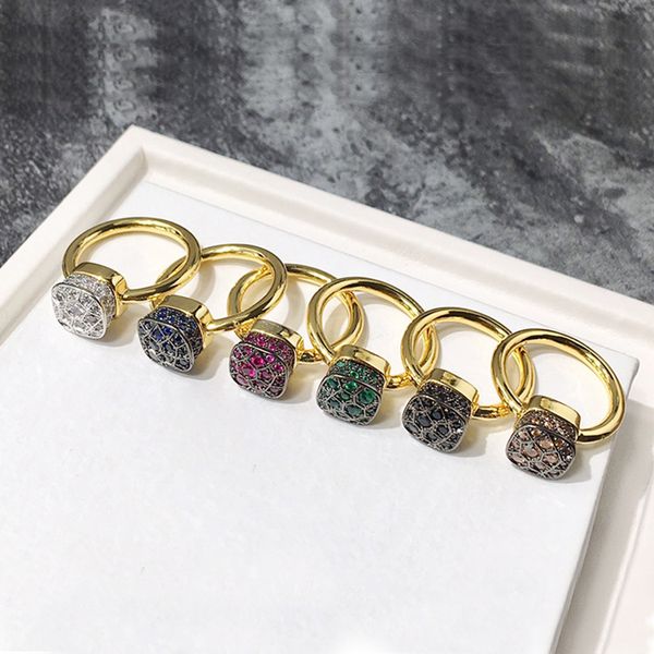 Punto de joyería de moda Piedras al por mayor Piedras de seis colores Anillo de panal cuadrado Cobre Micro Pave Pulseras de oro y plata brazaletes para wowam