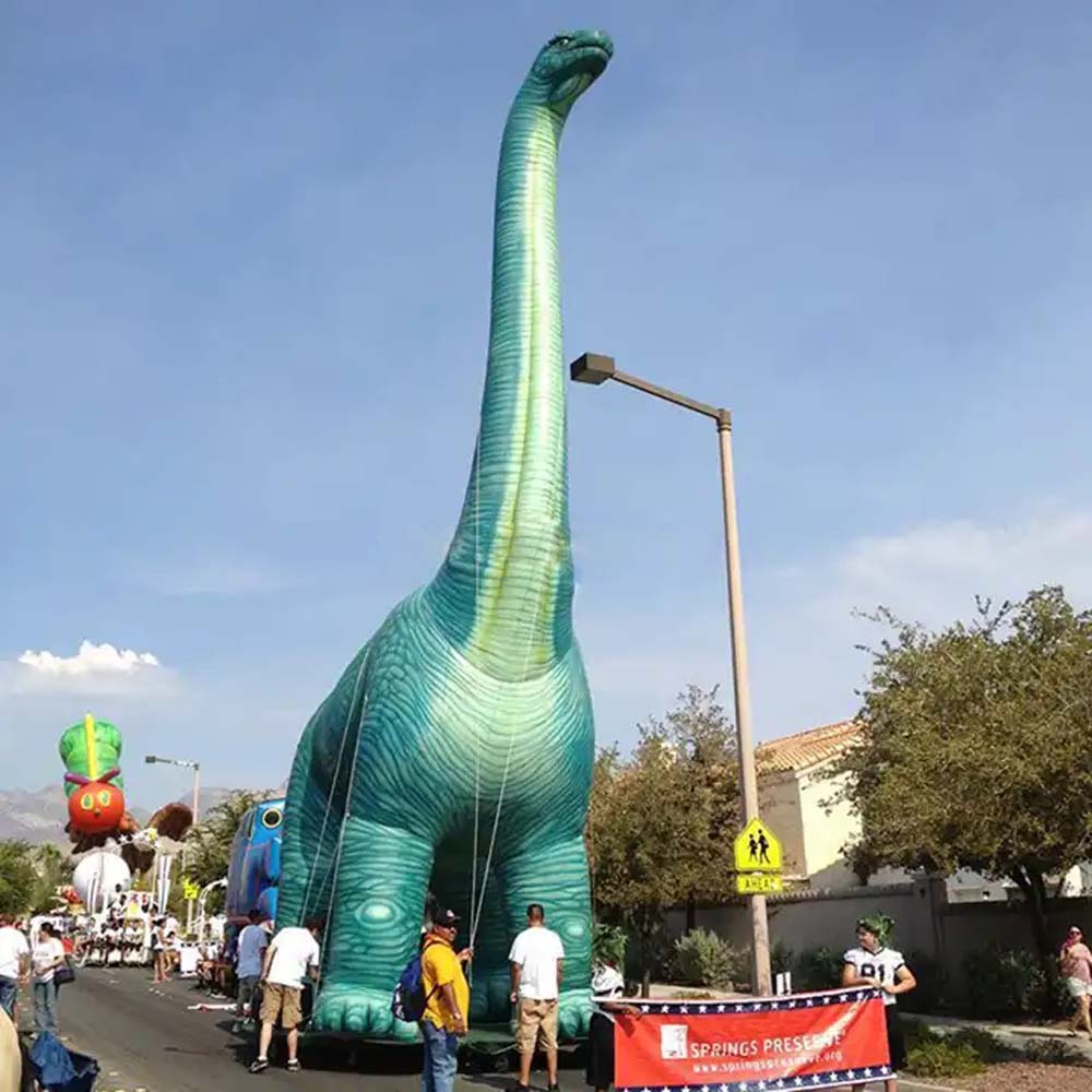 10 Meter aufblasbarer Brachiosaurus-Dinosaurier-Ballon für Parkdekoration, riesiger, aufgeblasener, individueller Cartoon im Freien