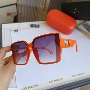 10% de réduction en gros de lunettes de soleil nouvelles lunettes de soleil rondes pour femmes édition d'été et coréenne mode protection UV lunettes de couleur claire