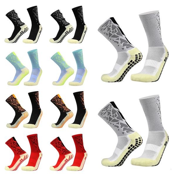 10 paires Camo Sports extérieurs confortables Couchettes de football respirant confortables Silicone de football sans glissement Badminton Yoga Socks 240418