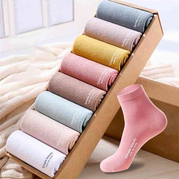 10 par/lote de calcetines de algodón para mujer, belleza Simple, palabra en inglés, grupo de colores claros/oscuros, calcetines de alta calidad para Otoño e Invierno 210720