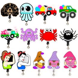 10 pcs / lot Style mix style crabe acrylique badge en plastique badge pour infirmière doctor