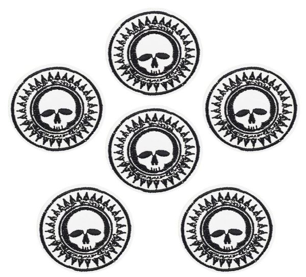 10 piezas de parches de insignias de Skull Punk para ropa, parche bordado de hierro, apliques de hierro en parches, accesorios de costura para ropa DIY D2542958